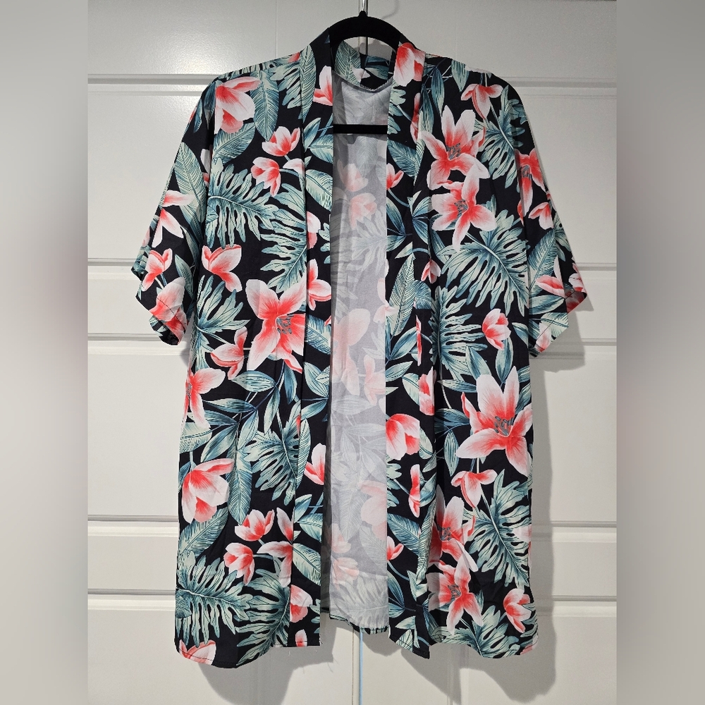 🌺 Tropical Floral Kimono – One Size Fits Most
